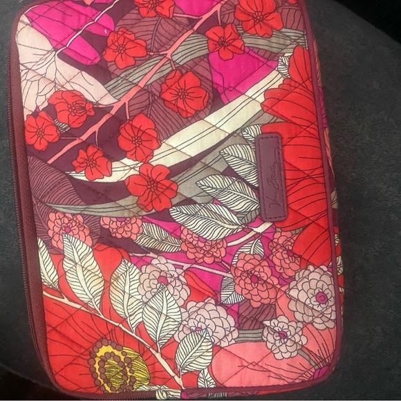Vera Bradley Make up bag - Picture 10 of 11